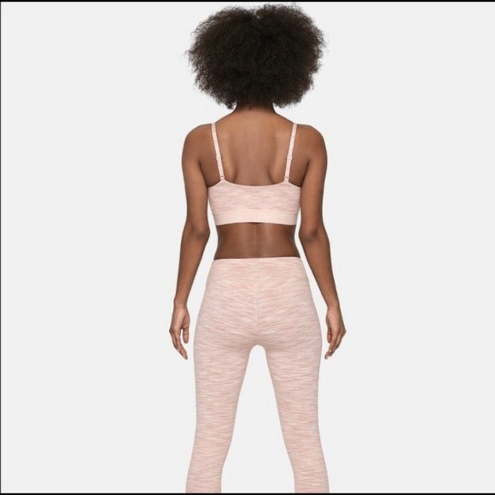 Outdoor Voices Freestyle Bra - Picture 2 of 7